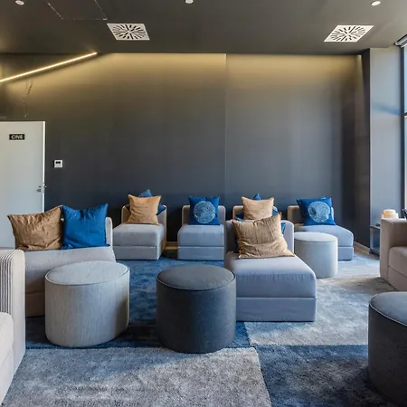 Apartment Skyline Iv Pool & Coworking By Ele Malaga