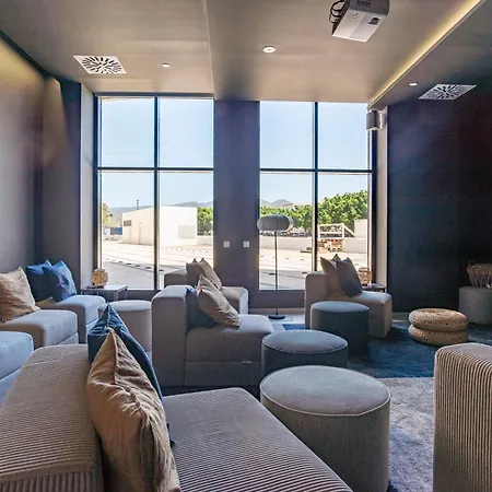 Skyline Iv Pool & Coworking By Ele *