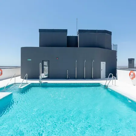 Apartment Skyline Iv Pool & Coworking By Ele Malaga